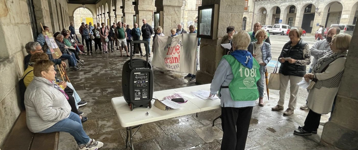 Debagoienetik autobusa antolatu dute Gasteizko pentsiodunen manifestaziora joateko