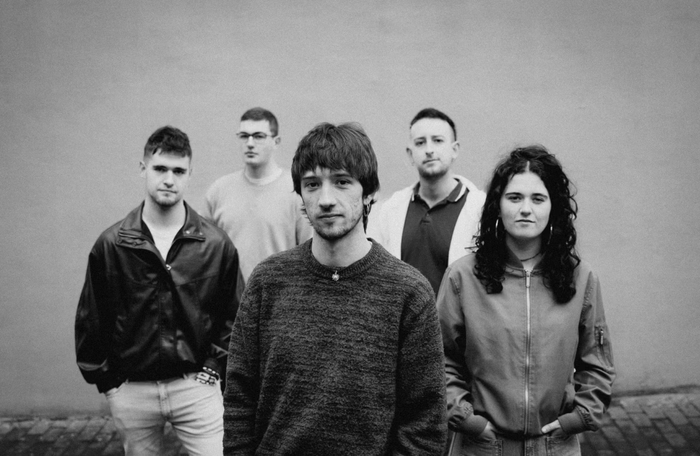 Burutik taldeak kontzertua joko du egubakoitzean