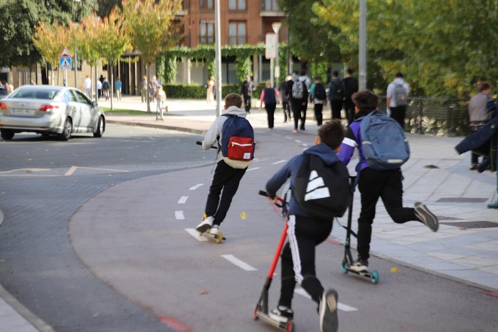 Zirkulazio ordenantza "argia, erabilgarria eta segurua" gura du EAJk
