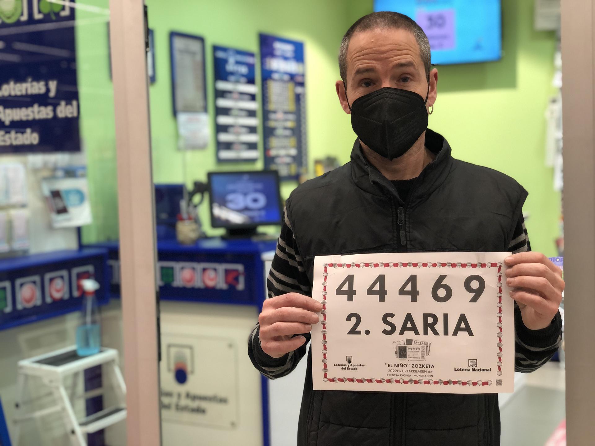 Zunbeltz Auzmendi: "69an bukatzen zen zenbaki bat eskatu zidan bezeroak"