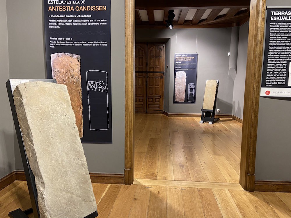 Urtarrilaren 24ra arte luzatuko da Soriako hilarrien erakusketa