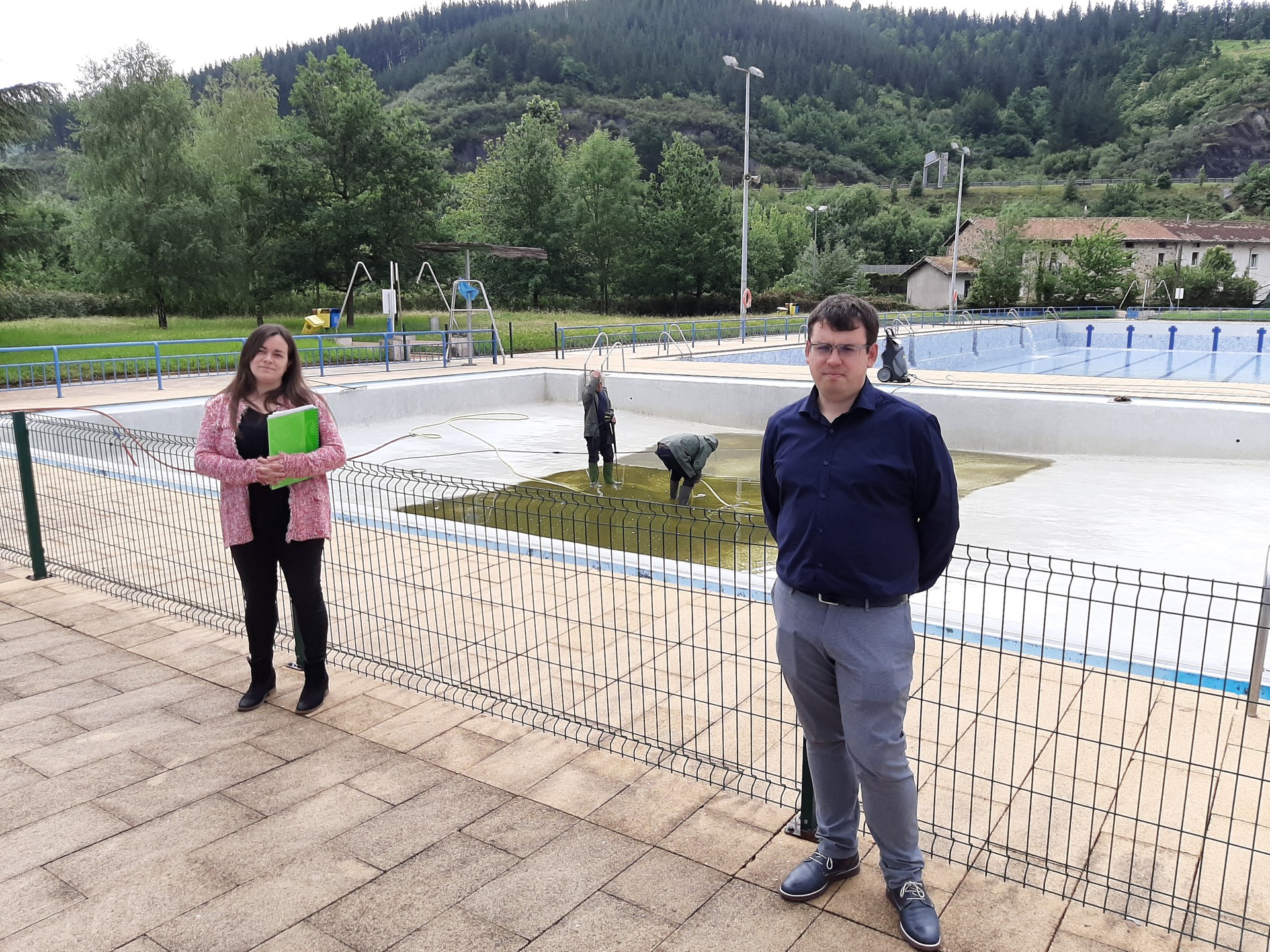 Ekainaren 15ean irekiko ditu ateak Arrasateko kiroldegiak, gune lehorreko atal batzuekin