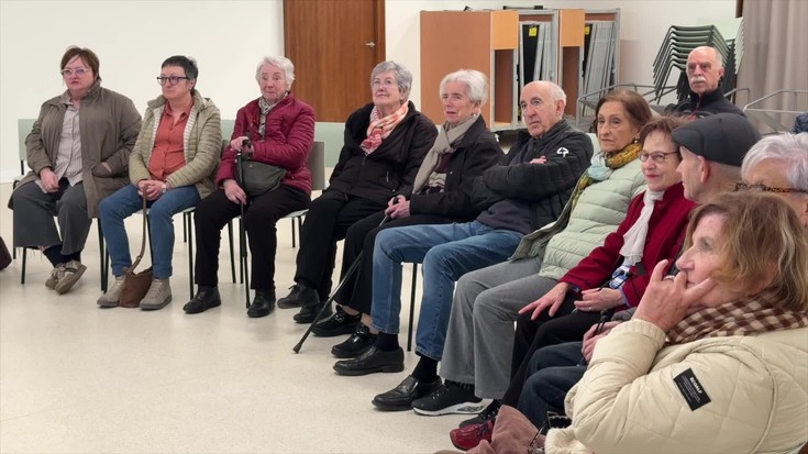 Albisteak:Bakardadearen inguruko hitzaldi sorta berriak interesa piztu du