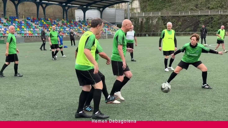 'Hemen Debagoiena': Debagoiena Walking Football elkartea sortu dute