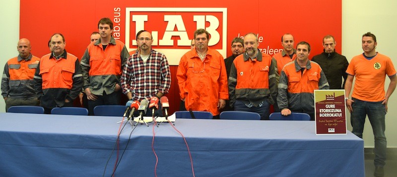 LABek kontratazio berriak eta inbertsioak eskatu ditu Arcelor Mittalen Euskal Herriko lantokietan