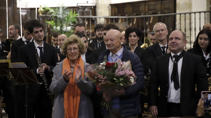 Bergarako bandaren emanaldi berezia, Hertzainak taldearen pieza eta guzti