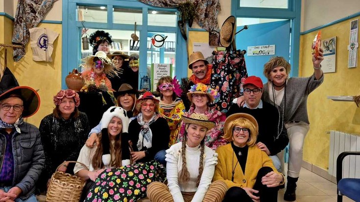 Inauterietan ere euskaraz egiteko aldarrikapena egin dute Leintz Udal Euskaltegian