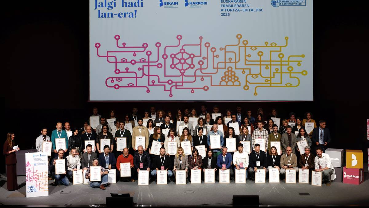 Eusko Jaurlaritzak bailarako hainbat erakunde aitortu ditu euskararen kudeaketan egin duten lanagatik