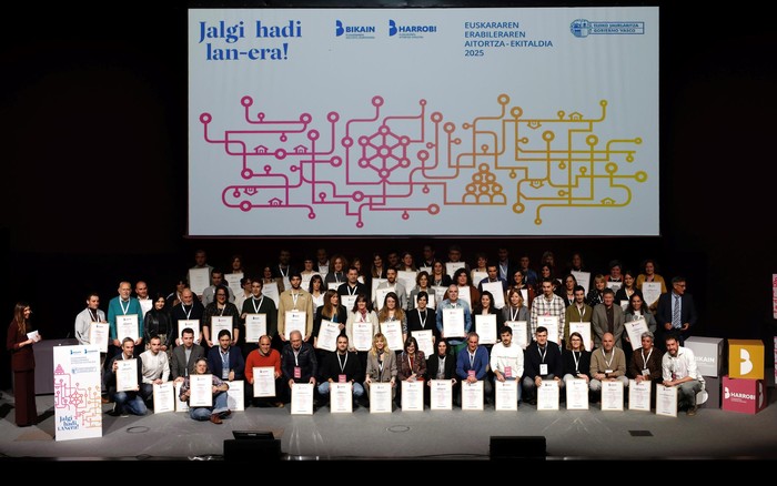 Eusko Jaurlaritzak bailarako hainbat erakunde aitortu ditu euskararen kudeaketan egin duten lanagatik