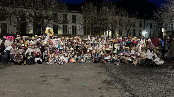 Aratuste-martitzenean dantzek hartu zuten protagonismoa Eskoriatzan