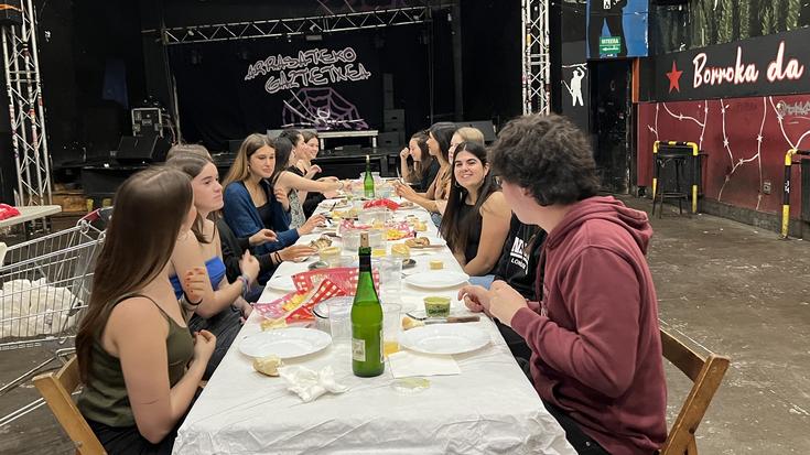 Ttak Eguna ospatuko dute domekan, egun osorako egitarauarekin