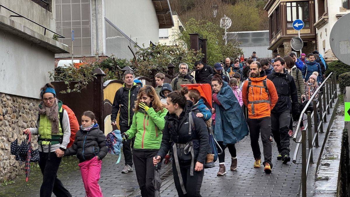Urrutira joan barik, herriko txokoak ezagutaraztea da Arrolaren erronka