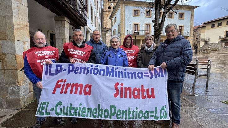 Pentsiodunen ekimenaren aldeko 190 sinadura bildu dituzte Elgetan