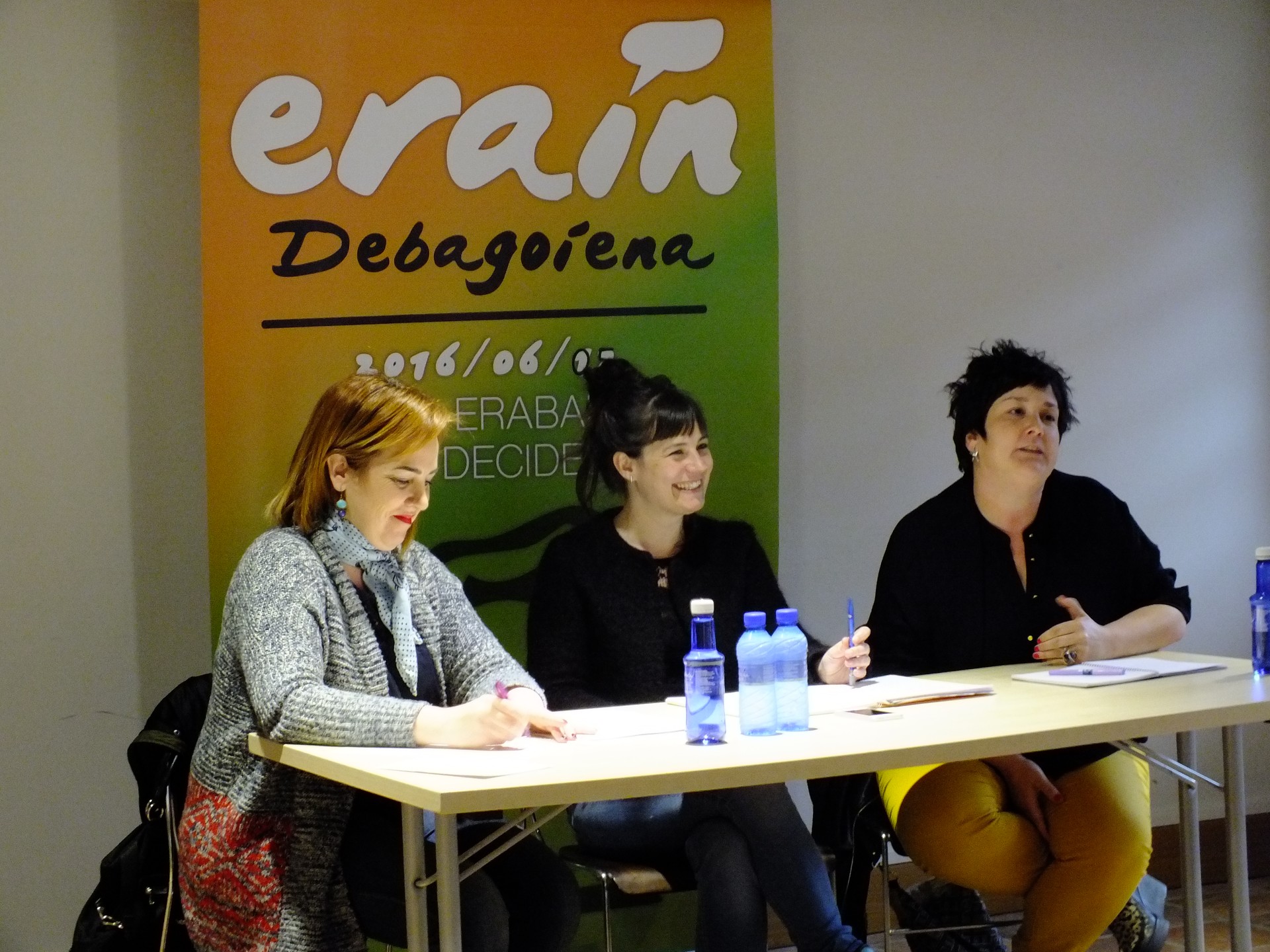 Ekainaren 5eko herri galdeketa "balio handikoa" dela diote Aznarezek eta Enbeitak