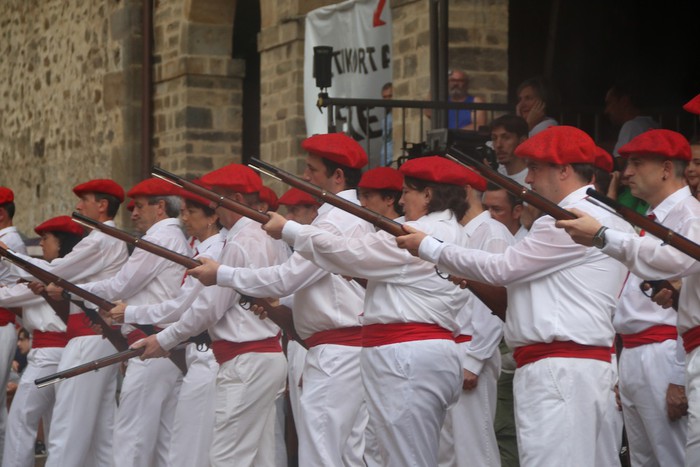 Mairuaren Alardea egin dute Antzuolan - 124