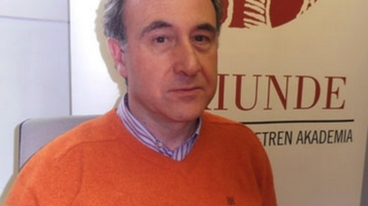 'Ideien kimika. Unibertso kimikoaren azken muga' hitzaldia