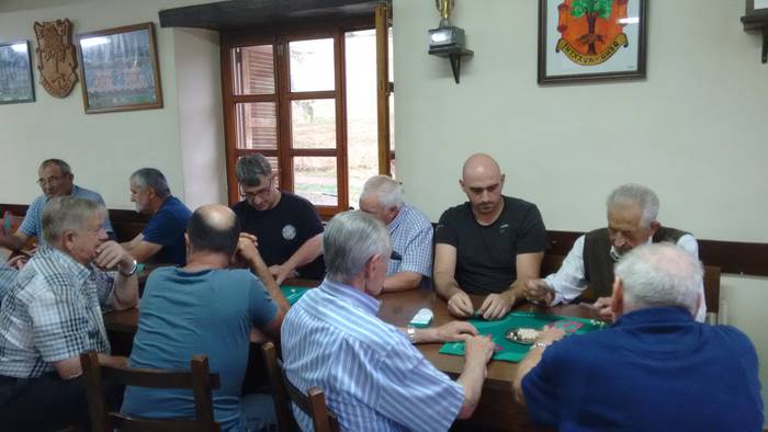 Uribarriko jaiak hasiko dituzte txupinazoarekin eta kanpai jotzearekin