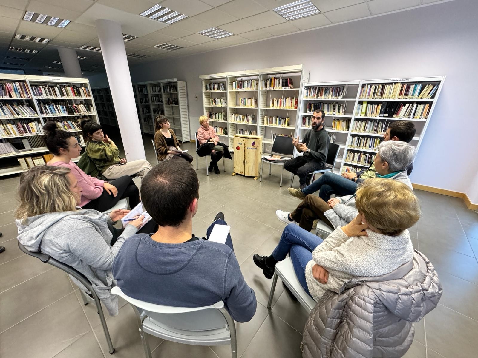Udal Liburutegia, haziak elkartrukatzeko espazio
