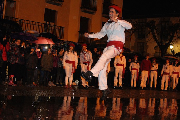 Euripean, baina bikain egin dituzte dantzak aurtengo kintoek - 24