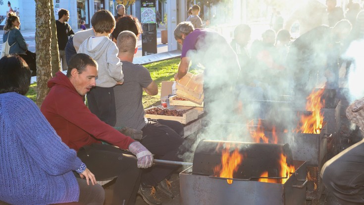 Gaztaina erre festa egin dute Arrasateko Herri Eskolakoek