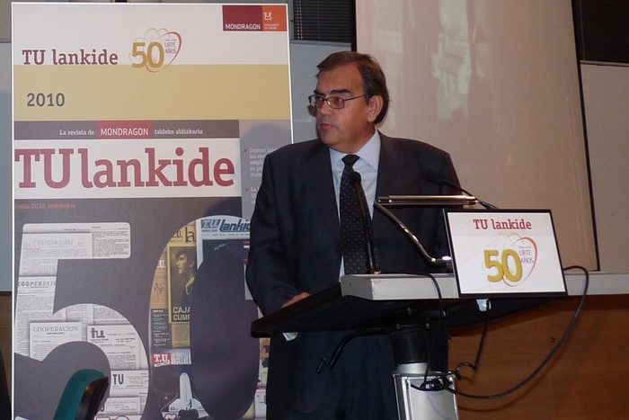 Lagun Aro EPSVko lehendakari ohi Jose Antonio Ajuria hil da