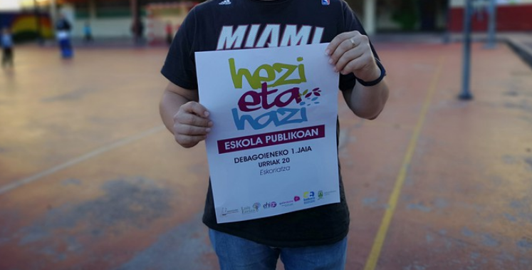 Debagoieneko Eskola Publikoaren alde Eskoriatzan egitekoa den jaian parte hartzera deitu dituzte elgetarrak