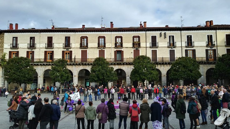 Oñatin gertatutako eraso matxista salatzeko elkarretaratzea deitu du Bilgune Feministak