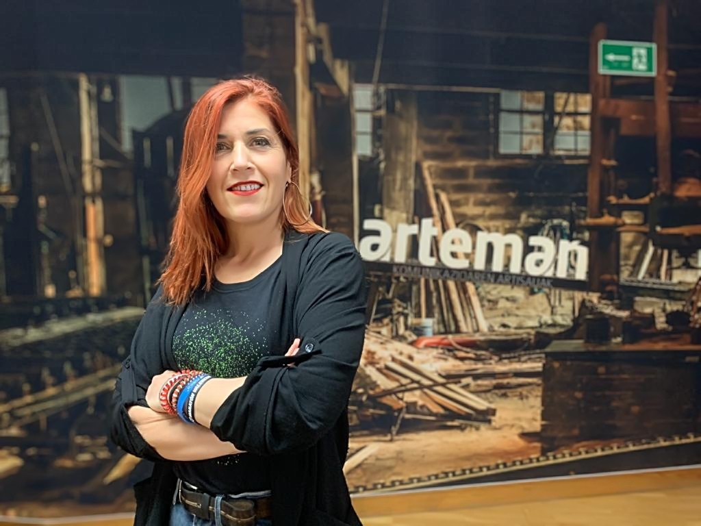 Arantzazu Lagunilla: "Bezeroei berehala erantzuteko gertu gaude, bidea elkarrekin egiteko prest"