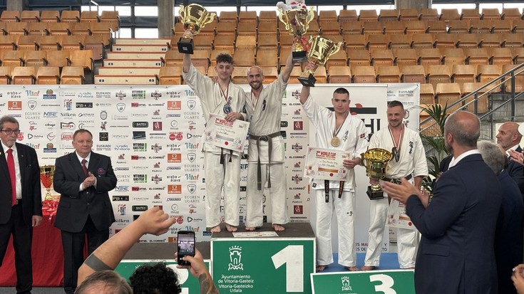Bigarrenez egin den Kyokushin Munduko Kopan hartu dute parte hainbat arrasatearrek