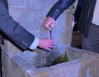 "Ardauek urten dau Herriko Plazako itturrittik, barriro be"