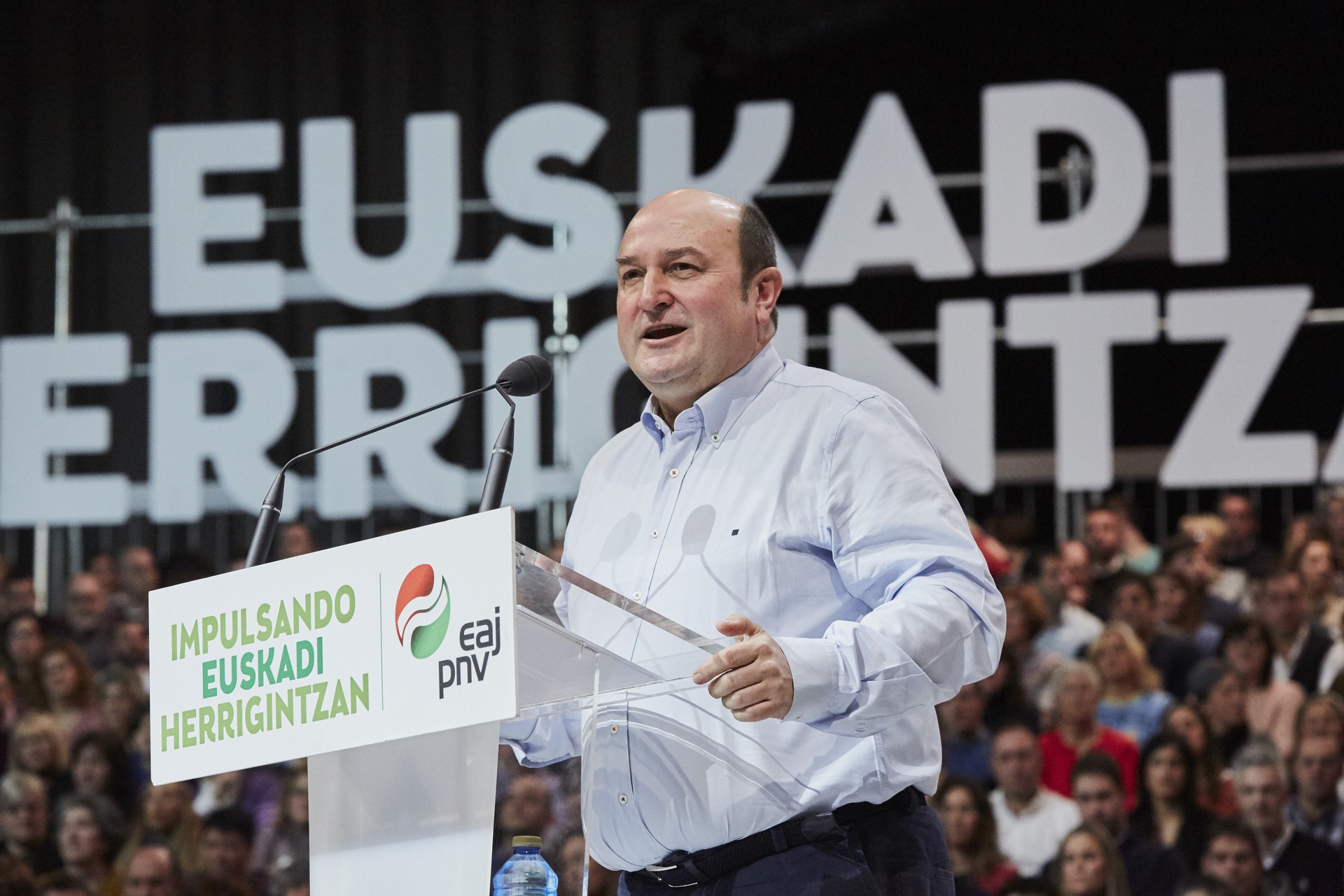 Ortuzarrek “erokeria” jo du Senatuak “Autonomien estatuaren kontrako” jarrera izatea