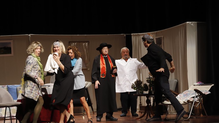 Hotz Oñatirendako izango da gaurko antzezlanean batutako dirua