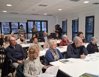 Enagas-en hidrogeno azpiegituren inguruko informazioa jaso dute debagoiendarrek