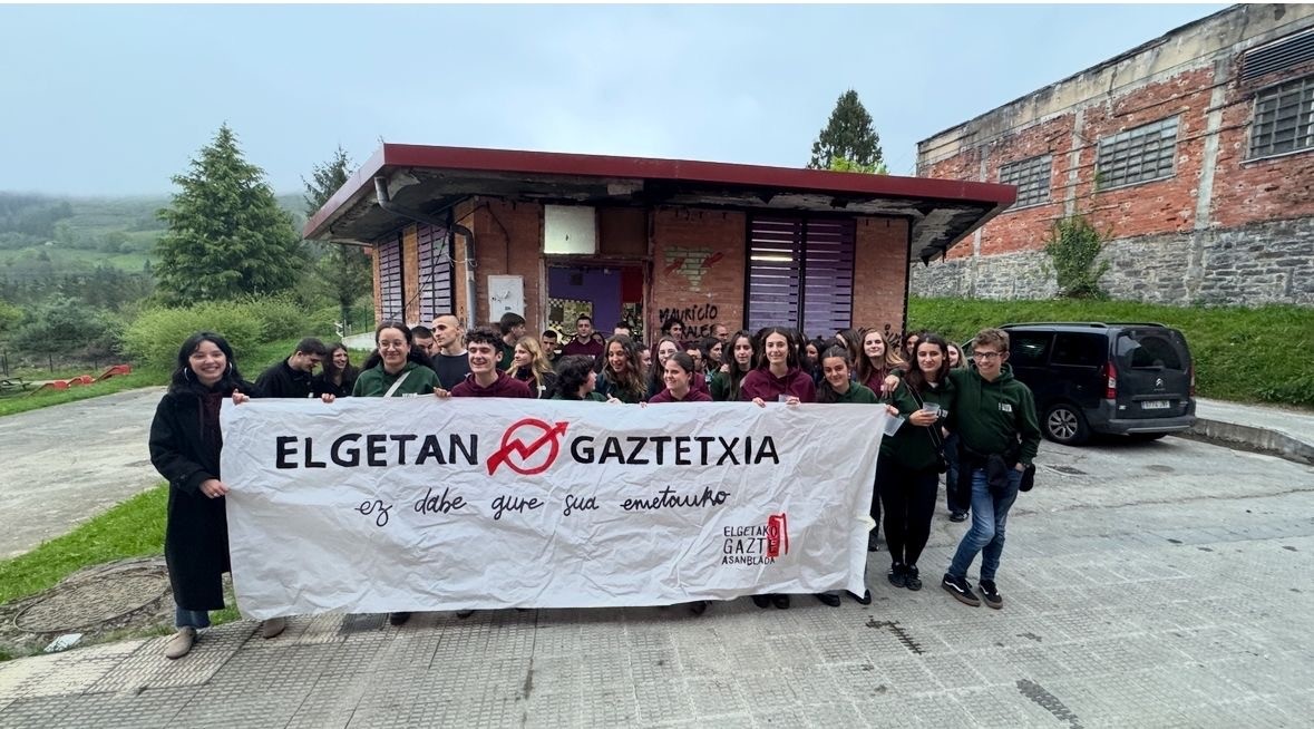 Elgetako Gazte Eguna gaztetxera sartuta borobildu dute