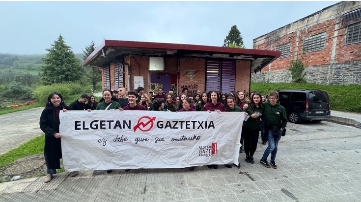 Elgetako Gazte Eguna gaztetxera sartuta borobildu dute