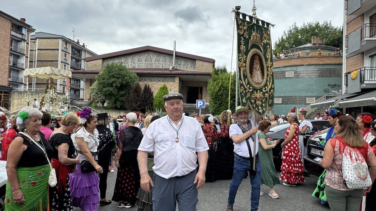 Dantzan eta kantuan lagunartean, Andaluzia gertu sentitzeko gogoz