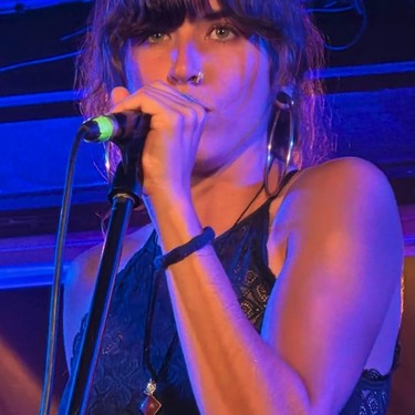 Berumuga: Maria Carbonell & Blues Mods