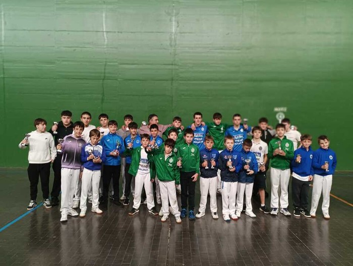 XI. San Martin pilota txapelketako finalak jokatu dituzte Aramaion