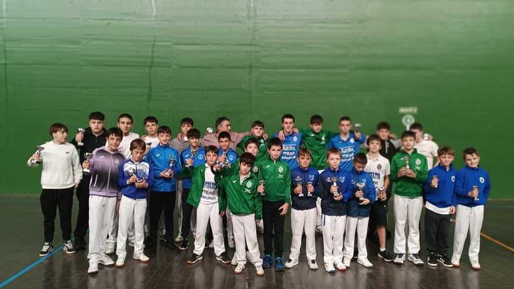 XI. San Martin pilota txapelketako finalak jokatu dituzte Aramaion