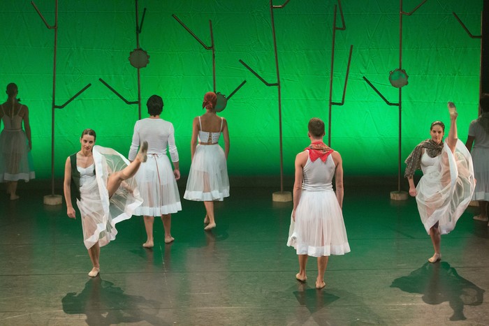 Maurizia pandero jolearen historia ezagutu dute dantzaren bitartez bergararrek - 4