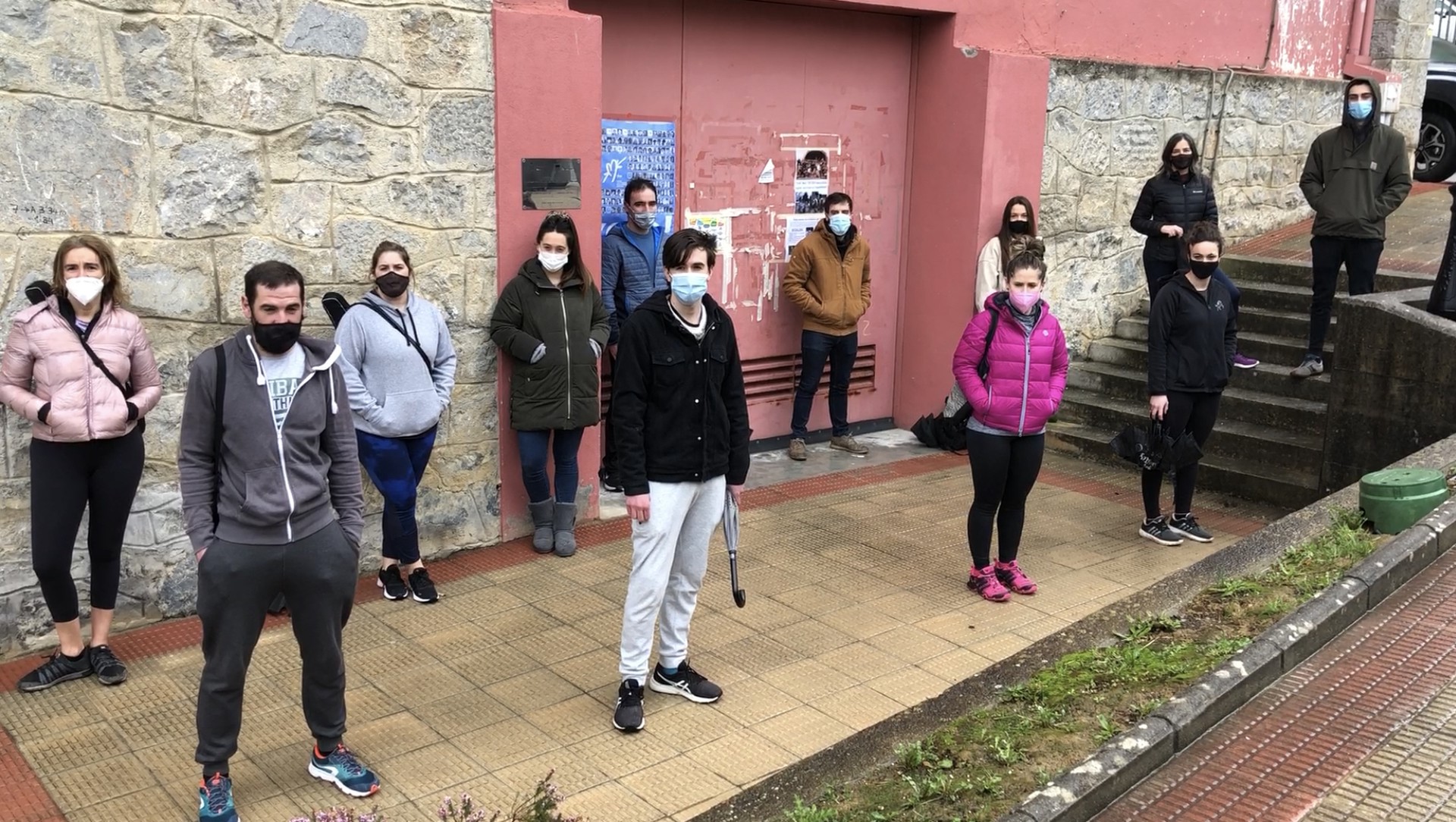 "Orain arte frontoiko erabilera libreko ordutegietan ez genuen ordaindu beharrik"