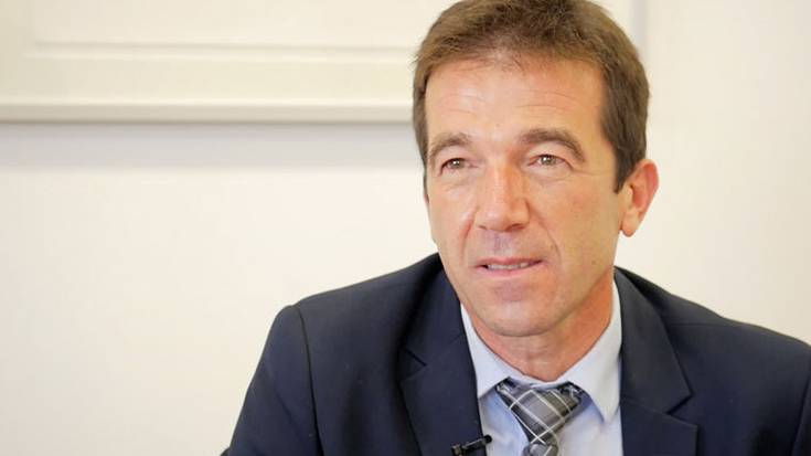 'Derecho y etica publica en democracias bajo presion' hitzaldia