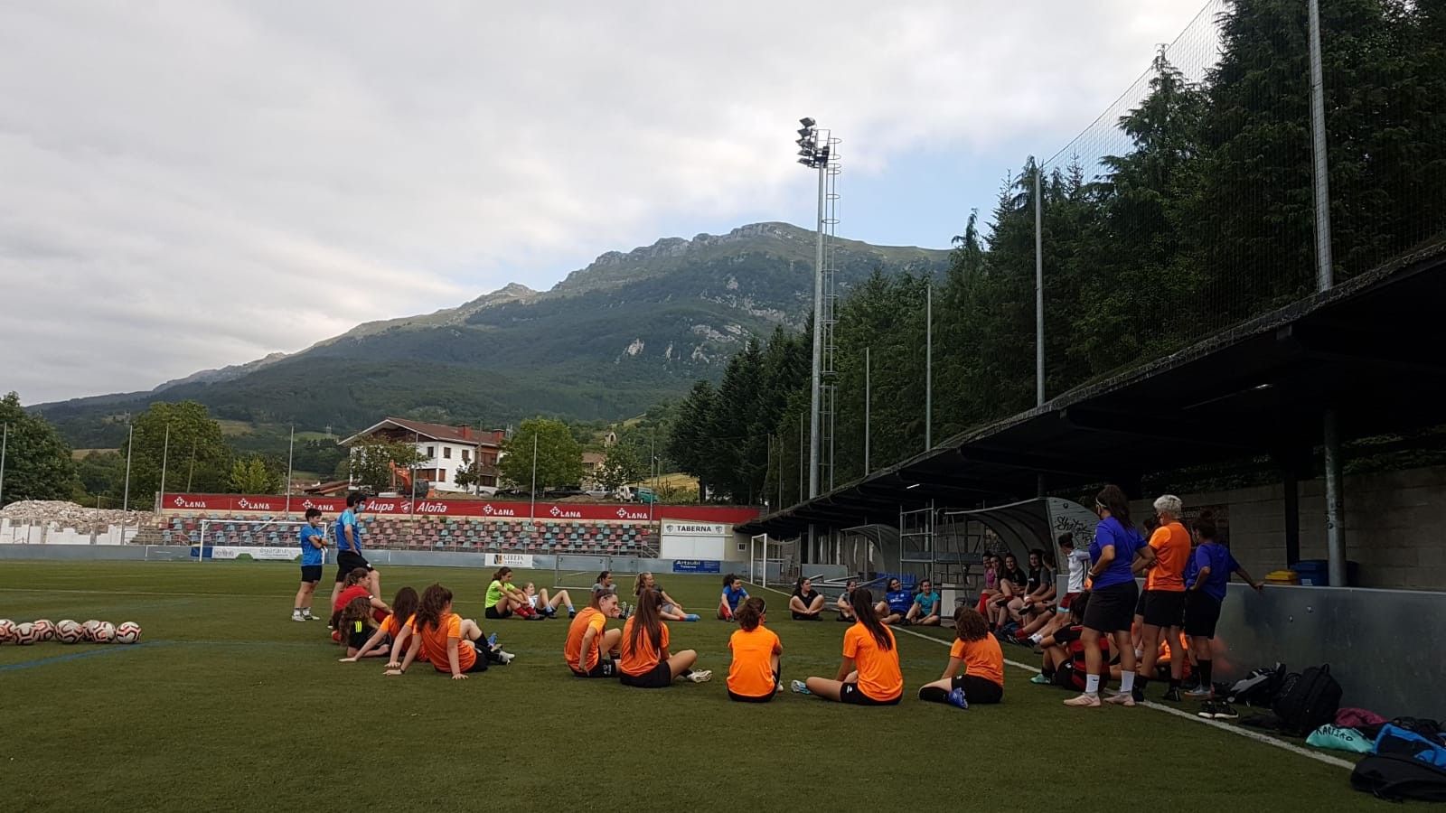 Leintz Arizmendi hasi da irailera begira lanean