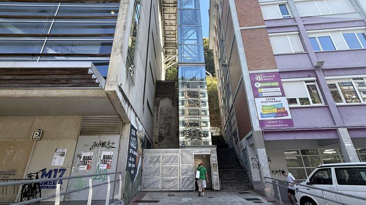 Irailaren 28an hasiko dituzte Ferixalekuko eta Altamirako igogailuak berritzeko lanak