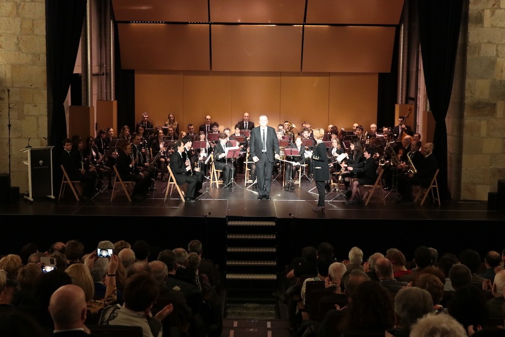Bergarako Musika Bandak emanaldia eskainiko du domekan