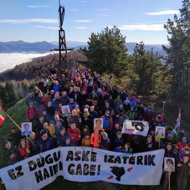 Intxortara igoera gudarien omenez