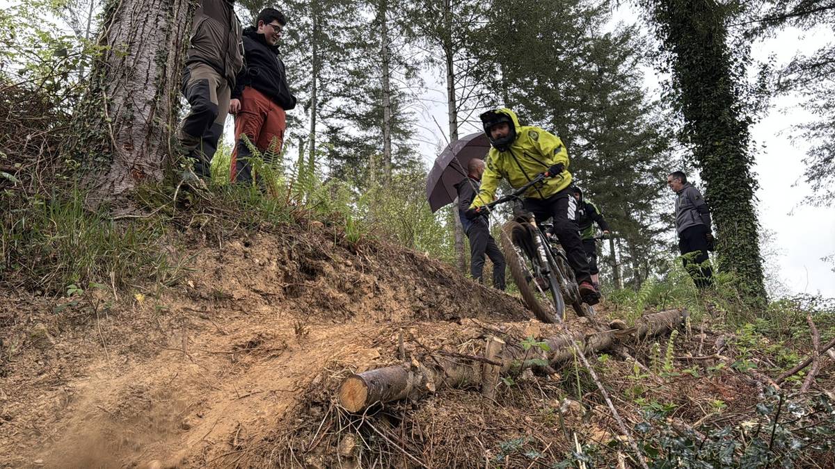 Erdellako jaitsiera berria pilotuen "oso gustukoa" izan da