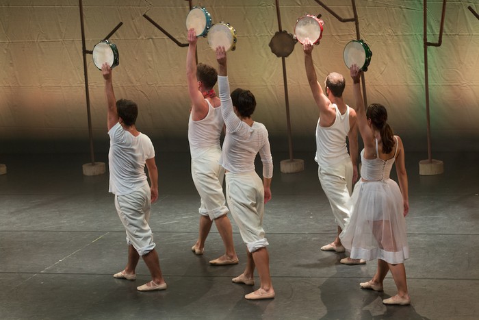 Maurizia pandero jolearen historia ezagutu dute dantzaren bitartez bergararrek - 24