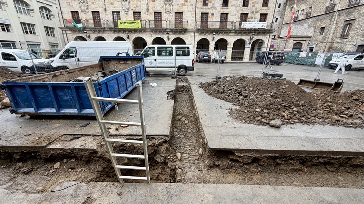 Astelehenean hasiko dituzte San Martin plaza berrurbanizatzeko lanak
