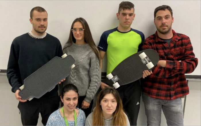 Fabrikazio Mekanikoko Diseinuko ikasleek Skateboard bat diseinatu eta fabrikatu dute